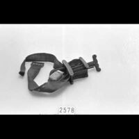 Voorwerpen\2500\2578a.jpg; V02578; ; SchroeftourniquetScrew tourniquet